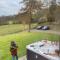 Stunning Barn Conversion with HOT TUB and ALPACAS - Ty Cerrig Barn - 科文