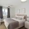 Cotels Centro Budget Busting Apartments! CENTRAL LOCATION, PARKING, FIBRE WIFI, SMART TV, FULLY EQUIPPED KITCHEN
