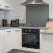 Cotels Centro Budget Busting Apartments! CENTRAL LOCATION, PARKING, FIBRE WIFI, SMART TV, FULLY EQUIPPED KITCHEN