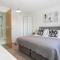 Cotels Centro Budget Busting Apartments! CENTRAL LOCATION, PARKING, FIBRE WIFI, SMART TV, FULLY EQUIPPED KITCHEN