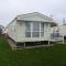 Disabled access C10 Millfields caravan park 2 double beds lead person must be over 30 - 英戈尔德梅尔斯
