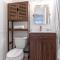 Vibrant Downtown, King Bed, Work Desk & Kitchen
