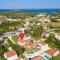 Two-Bedroom Holiday Home In Valbandon