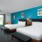 Royal 7 Budget Inn Motel