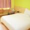 Foto: 7Days Inn Zhuhai Hengqin Changlong Huafa Commercial City 15/23