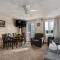 Stroll to Slopes, Village Area, Ski in-out MtLodge 329