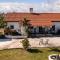 Harbour Beach Villa - large dock & great views!