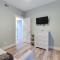 Walk to Beach Traverse City Condo on Front Street - 特拉弗斯城