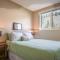 Stylish and comfy 2BR condo near Hot Springs - راديوم هوت سبرينغز