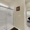 1 Mi to Dtwn Winters Home with Fire Pit and Patio! - Winters