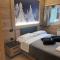 Anemone Bianco Suite Rooms - 帕苏德尔托纳莱