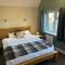 3 Bed Farnborough Air Accommodation