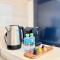1BR Waters Edge apt in Yas Island with Private Balcony - Abú Zabí