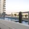 1BR Waters Edge apt in Yas Island with Private Balcony - Abú Zabí