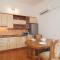 Amazing Apartment In Supetar-Splitska
