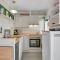 2 Bedroom Nice Apartment In Skårup Fyn - Oure