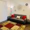 Downtown Apt FREE Parking - Pool - Gym - Fully Kitchen - 休斯顿
