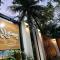 Makanas Beach Bungalows