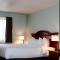Travelodge by Wyndham Rapid City - Black Hills