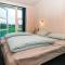 Charming Sauna Cottage-By Traum