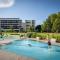 Sydney resort style condo 3 pools