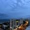Aquavista Penthouse - Stunning 180 Views
