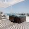 Aquavista Penthouse - Stunning 180 Views