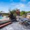 Amazing 8BR w Pool Lake ViewTons of Amenities - ديفي