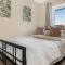 2bed Spacious Home in Solihull near NEC,HS2,JLR,Birmingham Airport with free parking and free WIFI - سوليهال