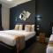 Applewood Hotel