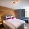 AlpenLuxus presents ALPENGONDEL Suite - Balcony & Car park - كرامساش