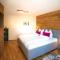 AlpenLuxus presents ALPENGONDEL Suite - Balcony & Car park - كرامساش