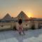 Kmet pyramids inn - 开罗