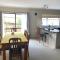 Auckland GQ Howick holiday home
