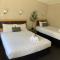 Travellers Inn Motel