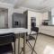 Room 6 at Jubilee House - Free Parking, Self Check-In, Fast WiFi and Smart TV by Yoko Property - Liverpool