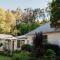 Meadowbrook MTB Lodge Orange - Rip on the trails, sip on the wine!