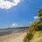 At The Beach - Pohara Holiday Home - 塔卡卡