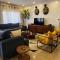 Private cosy home close to city center with views