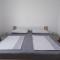 Apartments Tomy