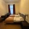 Hostel Viktorija with Private Rooms