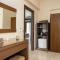 Stathis Rooms - 300m from Kalamaki Beach, by ZanteWize - Kalamaki