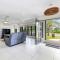 Big & Breezy House Mins To Beach, Hospital & Uni - Leanyer