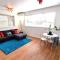 Chic central St Kilda 2 bed 8 mins walk to beach