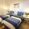 Chic central St Kilda 2 bed 8 mins walk to beach