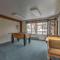 Romantic Ski Haven with Balcony Brian Head Studio - بريان هيد
