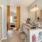 Water Views and Decks Spacious La Grange Retreat - La Grange