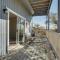 Water Views and Decks Spacious La Grange Retreat - La Grange