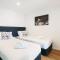 Q Tower Amazing Ocean Views 22nd Level Heated Pools Sleeps 6 - Optimise BNB