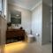 3 bedroom, pet friendly home CBD